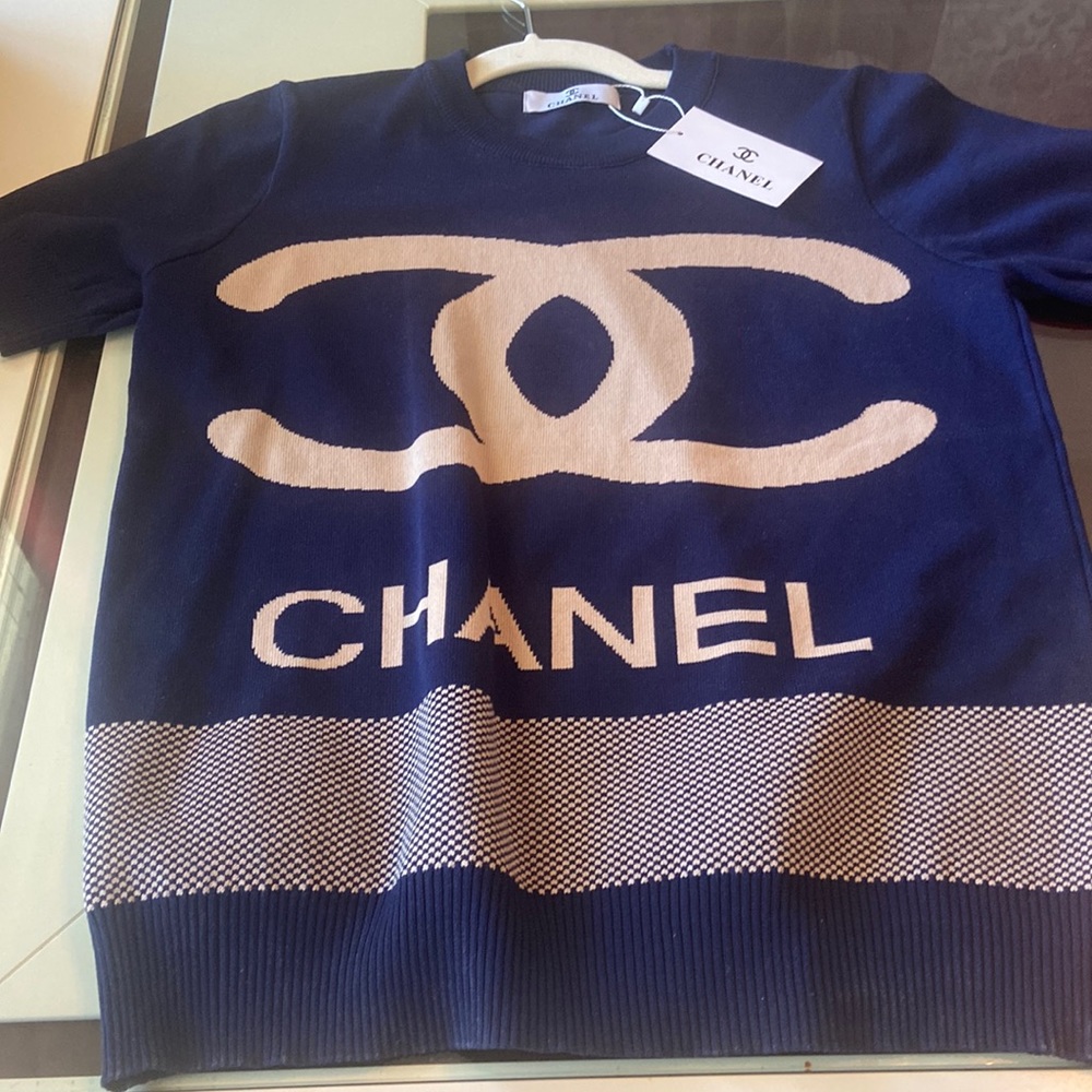 Brand new sweater